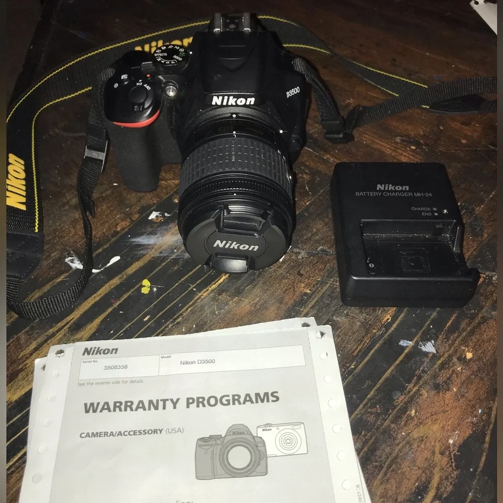 Nikon D3500 DSLR bag bundle